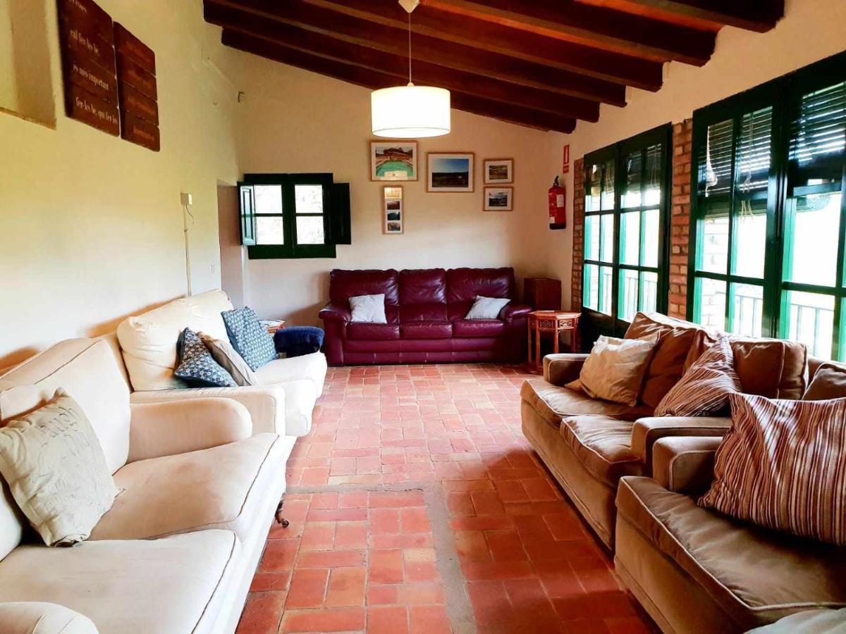 Masia Para Grupos Con Piscina Privada28 Pax Cabanelles Eksteriør bilde