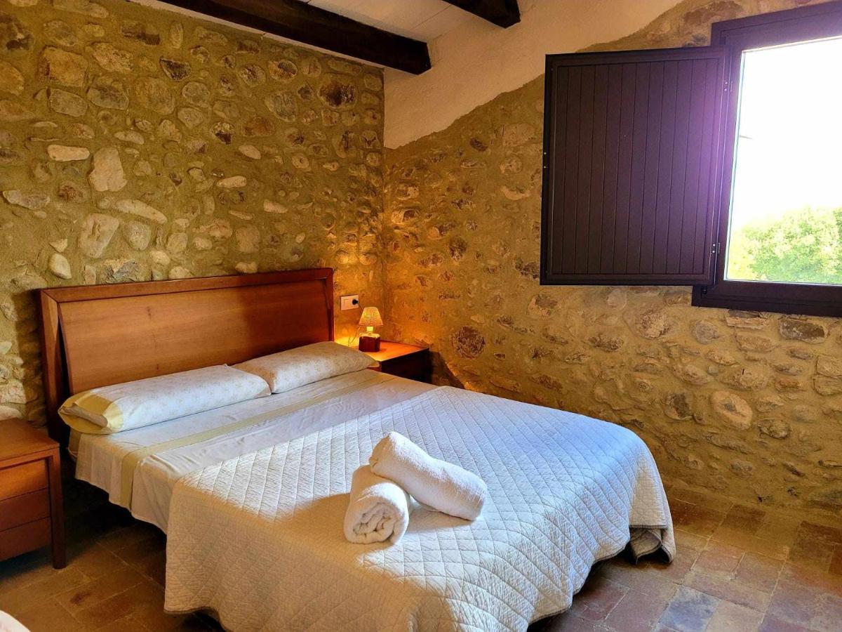 Masia Para Grupos Con Piscina Privada28 Pax Cabanelles Eksteriør bilde