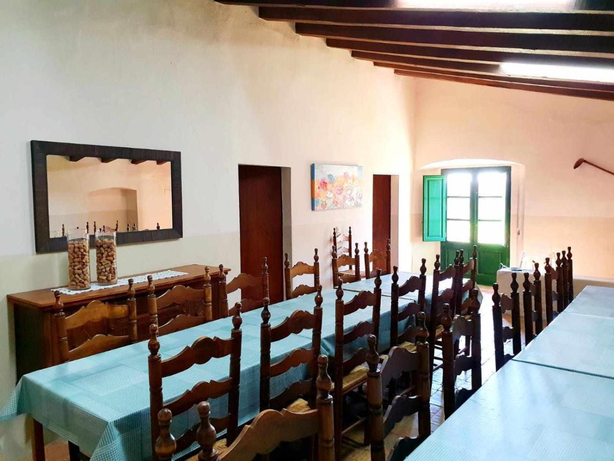 Masia Para Grupos Con Piscina Privada28 Pax Cabanelles Eksteriør bilde